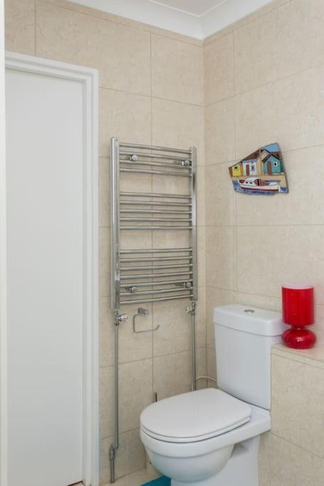 2 Bed Room Flat Near Westfield, West 伦敦 外观 照片